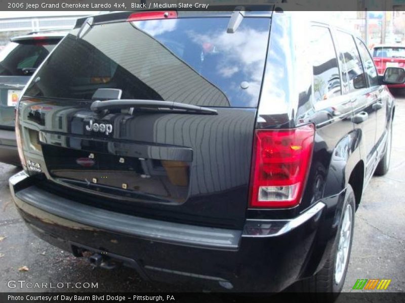 Black / Medium Slate Gray 2006 Jeep Grand Cherokee Laredo 4x4