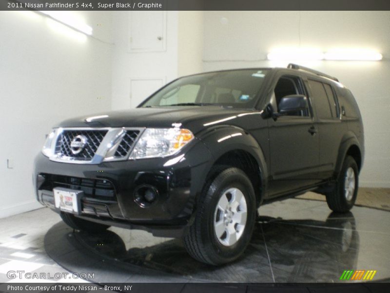 Super Black / Graphite 2011 Nissan Pathfinder S 4x4