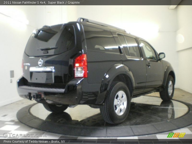 Super Black / Graphite 2011 Nissan Pathfinder S 4x4