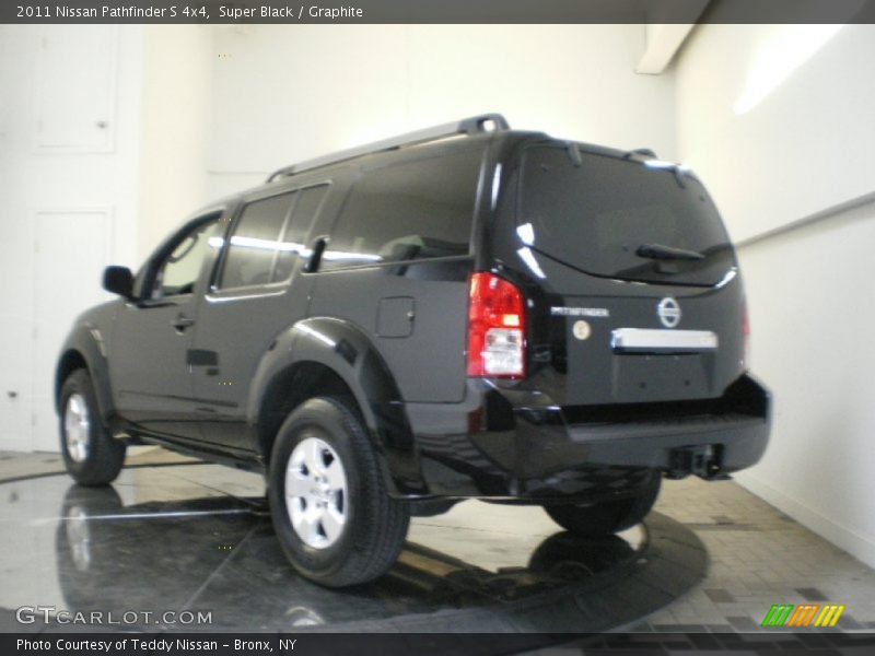 Super Black / Graphite 2011 Nissan Pathfinder S 4x4