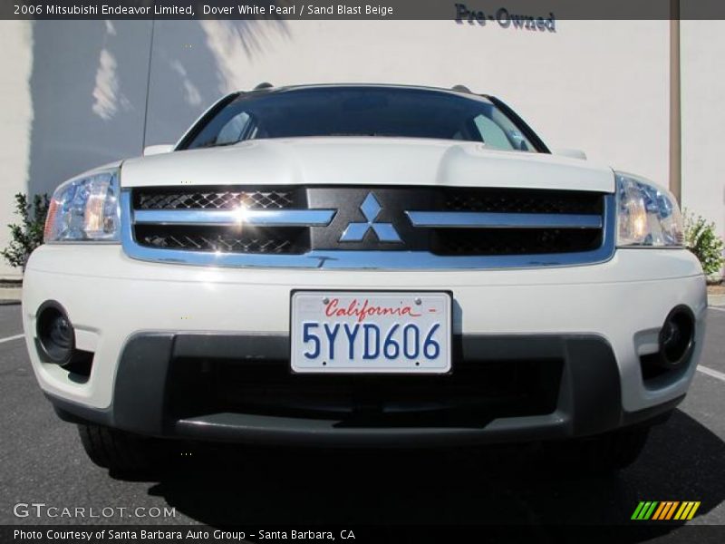 Dover White Pearl / Sand Blast Beige 2006 Mitsubishi Endeavor Limited