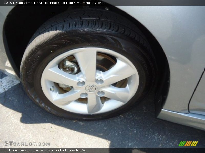 Brilliant Silver Metallic / Beige 2010 Nissan Versa 1.8 SL Hatchback