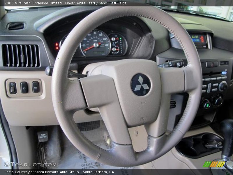 Dover White Pearl / Sand Blast Beige 2006 Mitsubishi Endeavor Limited