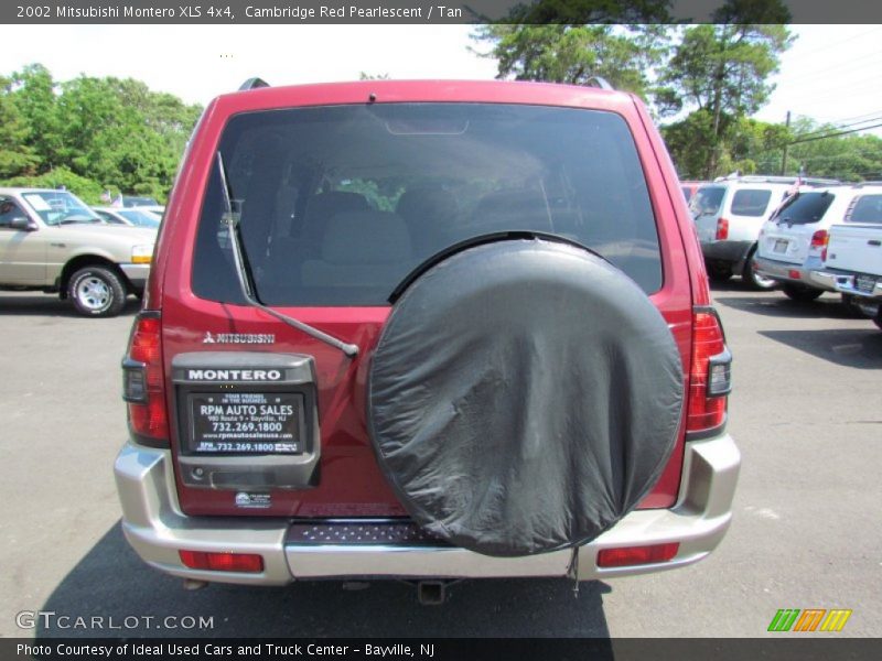 Cambridge Red Pearlescent / Tan 2002 Mitsubishi Montero XLS 4x4