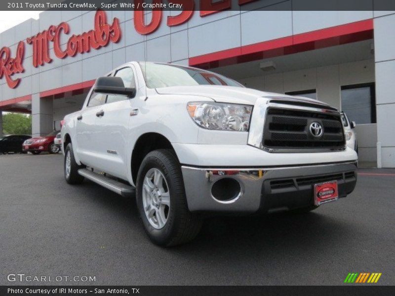 Super White / Graphite Gray 2011 Toyota Tundra CrewMax