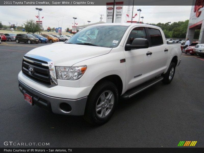 Super White / Graphite Gray 2011 Toyota Tundra CrewMax