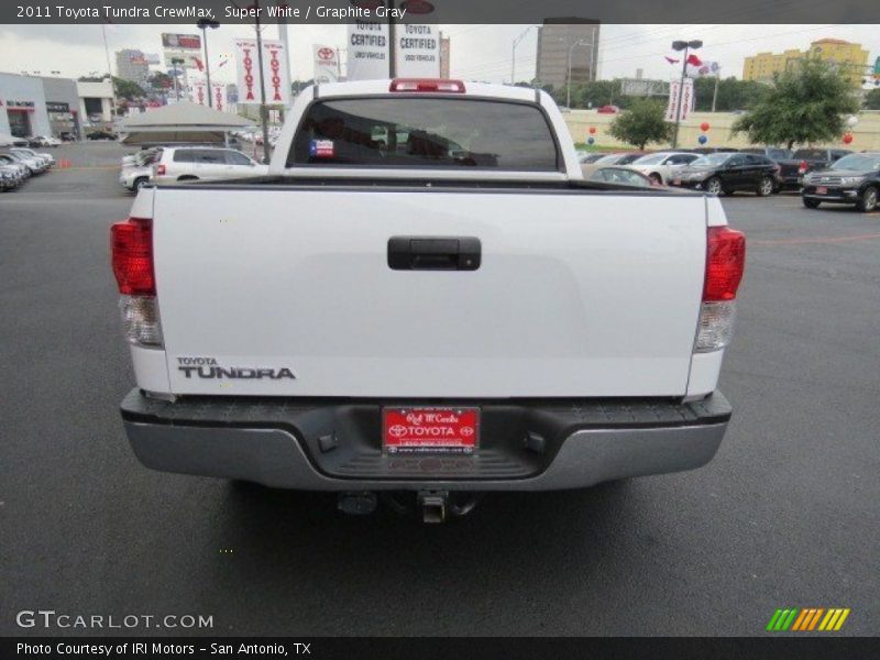 Super White / Graphite Gray 2011 Toyota Tundra CrewMax