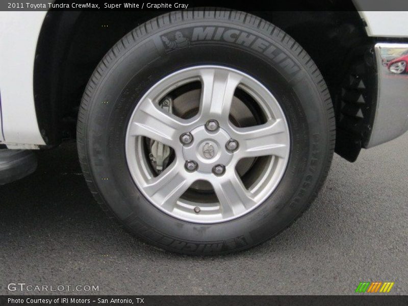 Super White / Graphite Gray 2011 Toyota Tundra CrewMax