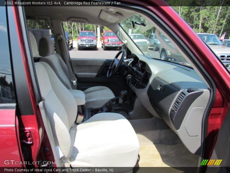 Cambridge Red Pearlescent / Tan 2002 Mitsubishi Montero XLS 4x4