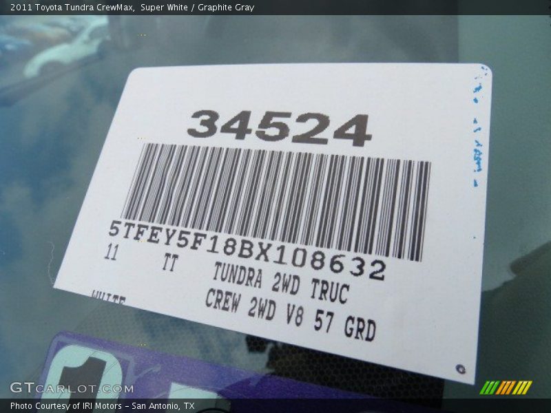 Super White / Graphite Gray 2011 Toyota Tundra CrewMax