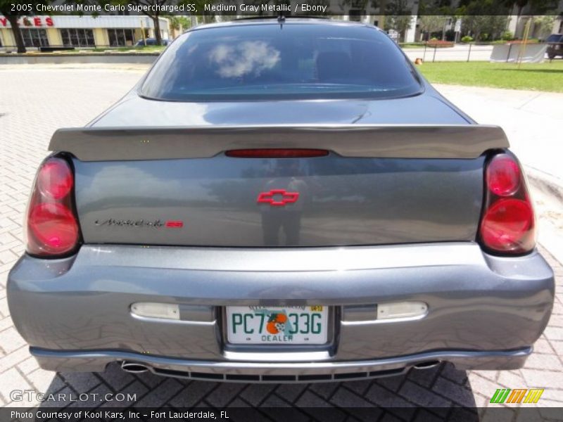 Medium Gray Metallic / Ebony 2005 Chevrolet Monte Carlo Supercharged SS