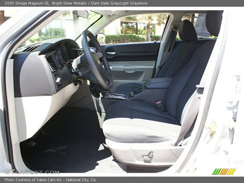 Bright Silver Metallic / Dark Slate Gray/Light Graystone 2005 Dodge Magnum SE
