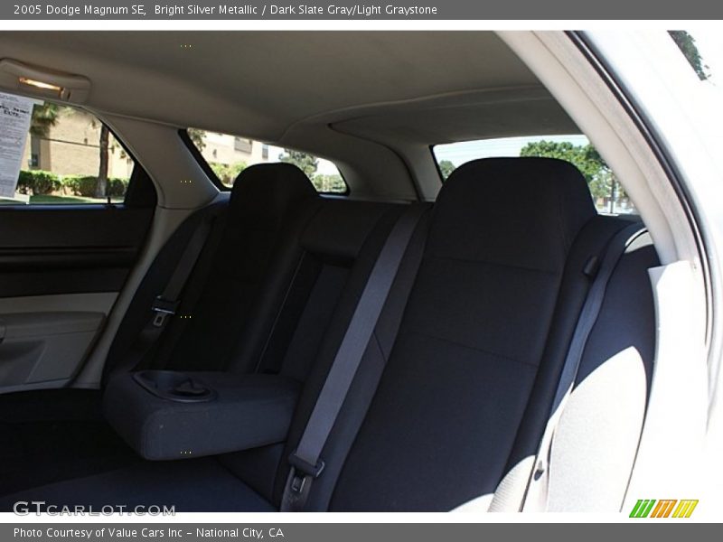 Bright Silver Metallic / Dark Slate Gray/Light Graystone 2005 Dodge Magnum SE