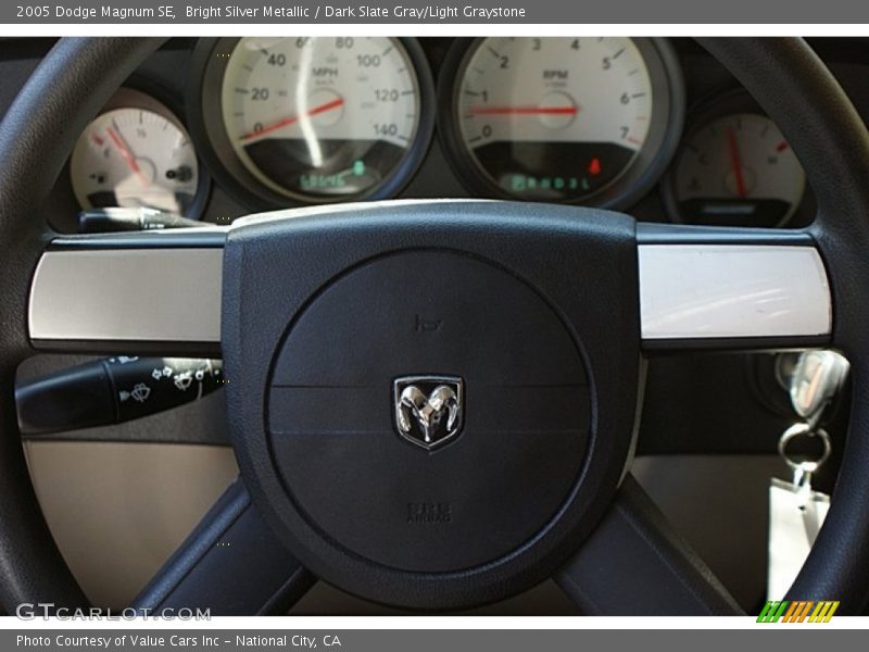 Bright Silver Metallic / Dark Slate Gray/Light Graystone 2005 Dodge Magnum SE