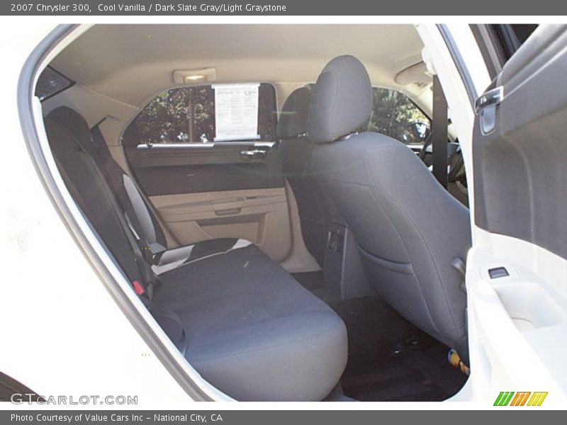 Cool Vanilla / Dark Slate Gray/Light Graystone 2007 Chrysler 300