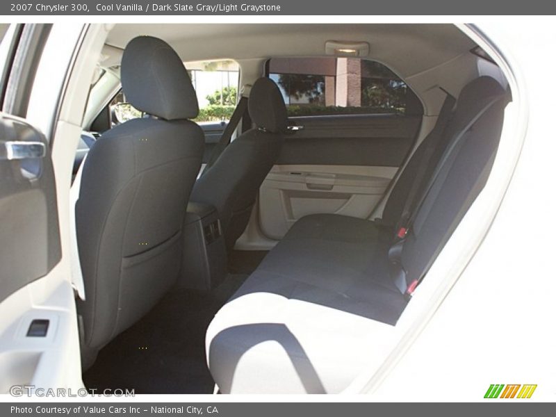 Cool Vanilla / Dark Slate Gray/Light Graystone 2007 Chrysler 300