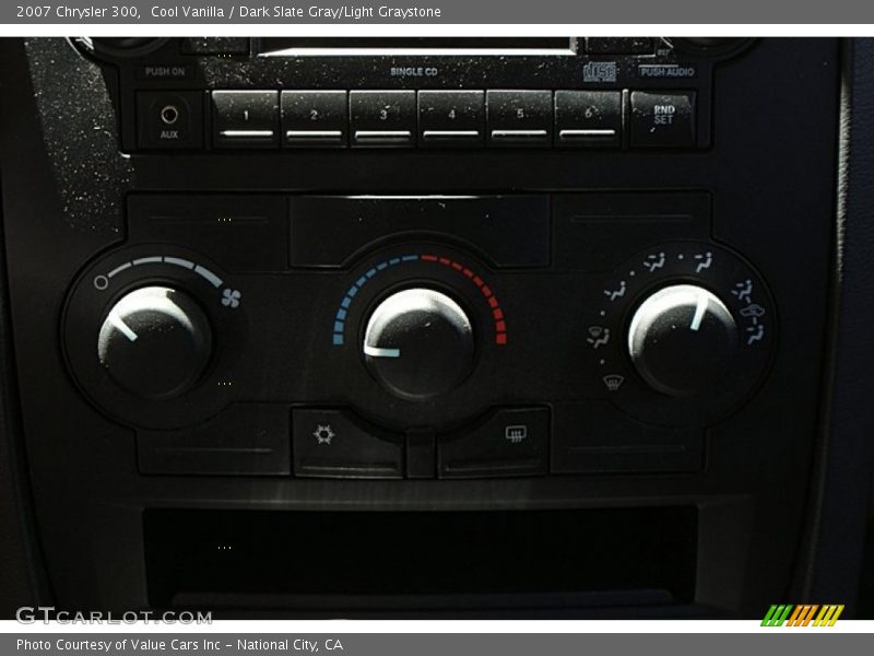 Cool Vanilla / Dark Slate Gray/Light Graystone 2007 Chrysler 300