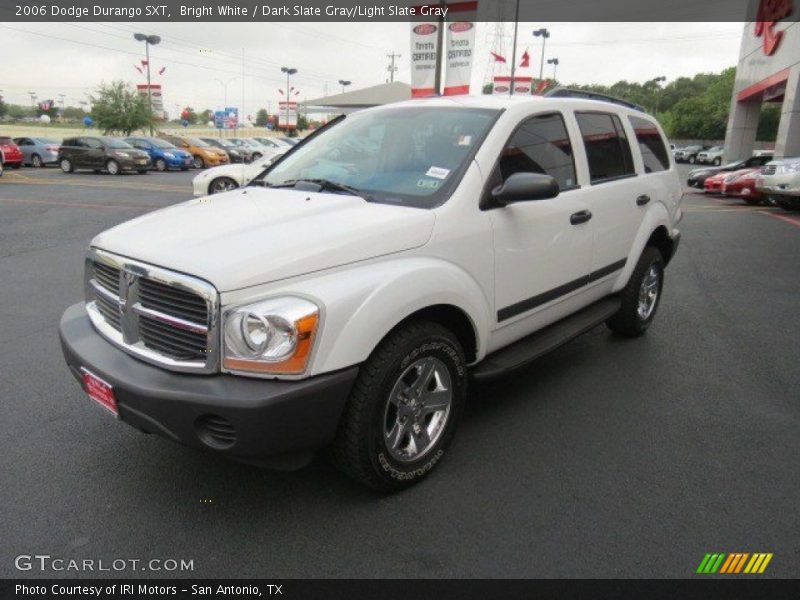 Bright White / Dark Slate Gray/Light Slate Gray 2006 Dodge Durango SXT