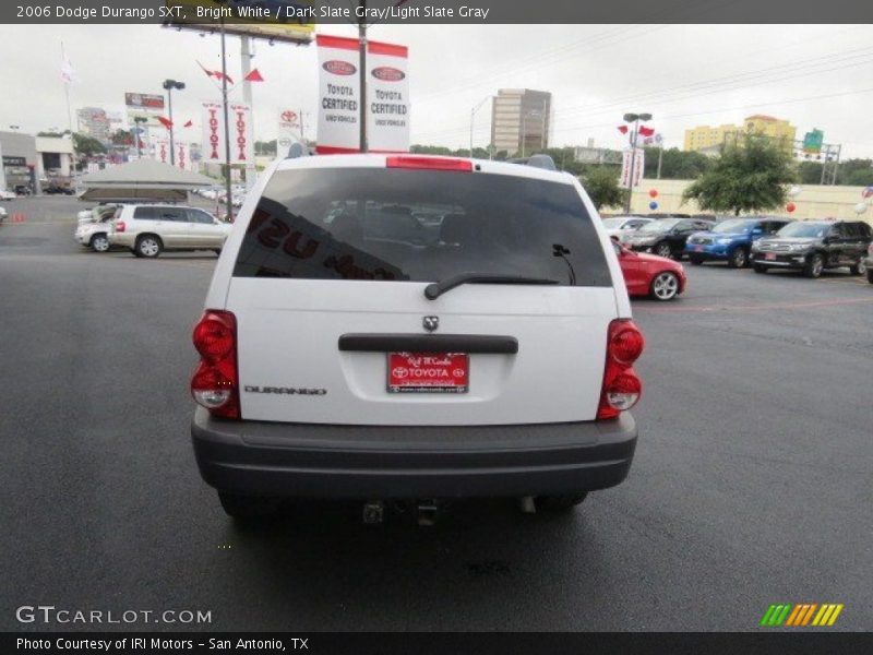Bright White / Dark Slate Gray/Light Slate Gray 2006 Dodge Durango SXT