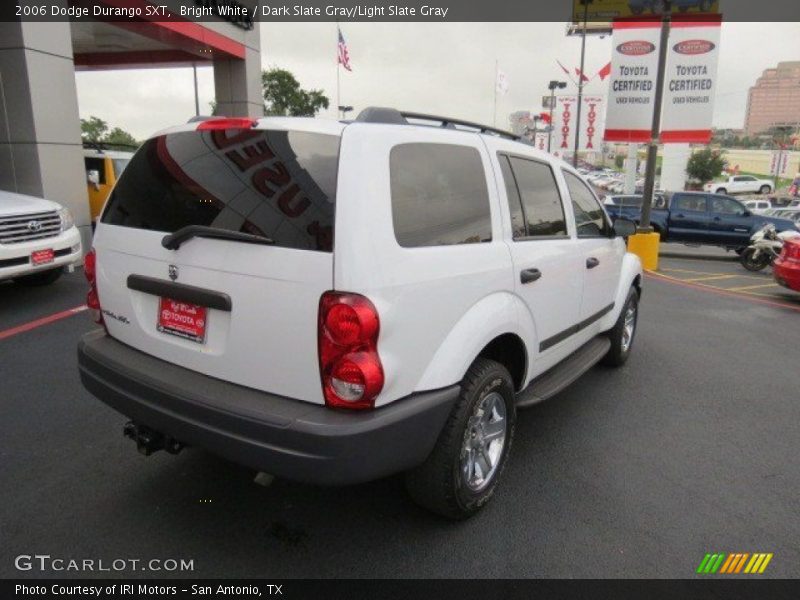 Bright White / Dark Slate Gray/Light Slate Gray 2006 Dodge Durango SXT