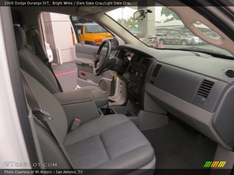 Bright White / Dark Slate Gray/Light Slate Gray 2006 Dodge Durango SXT