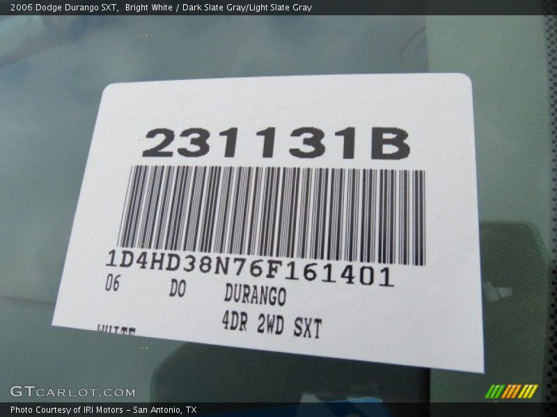 Bright White / Dark Slate Gray/Light Slate Gray 2006 Dodge Durango SXT