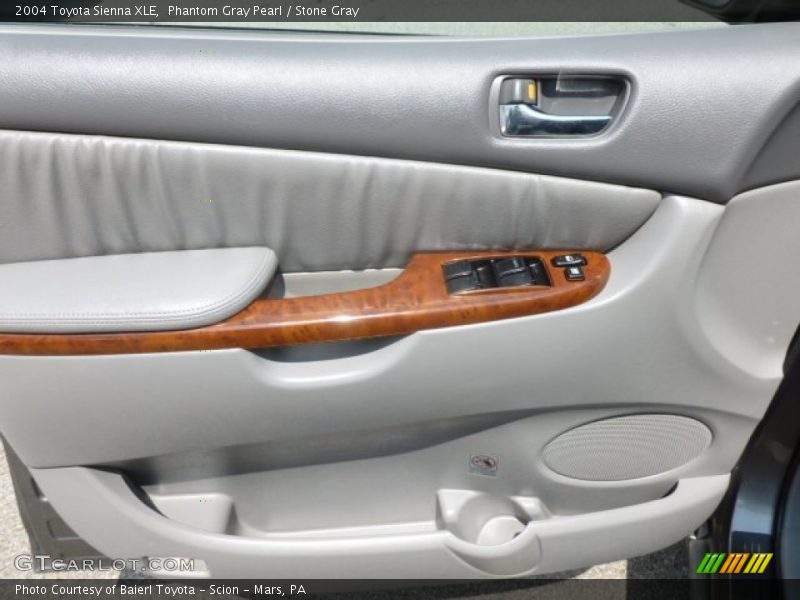 Phantom Gray Pearl / Stone Gray 2004 Toyota Sienna XLE