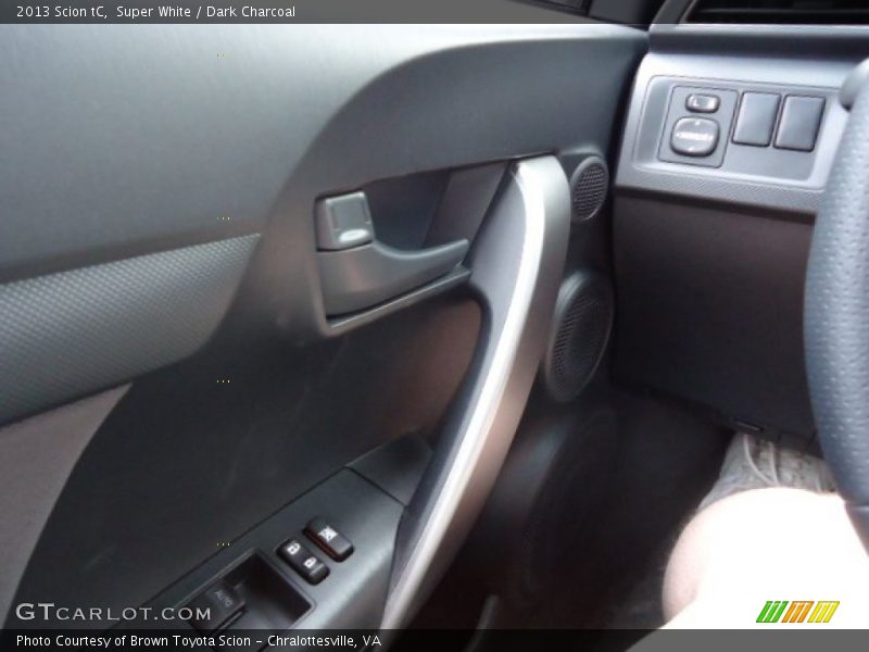 Super White / Dark Charcoal 2013 Scion tC