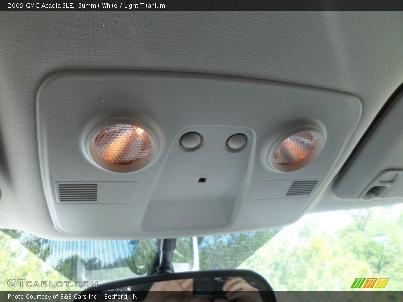 Summit White / Light Titanium 2009 GMC Acadia SLE