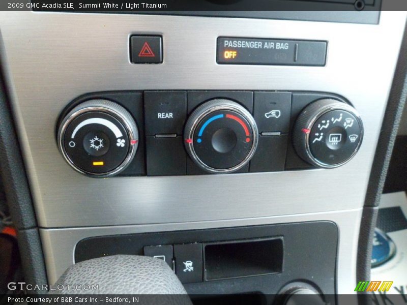 Summit White / Light Titanium 2009 GMC Acadia SLE