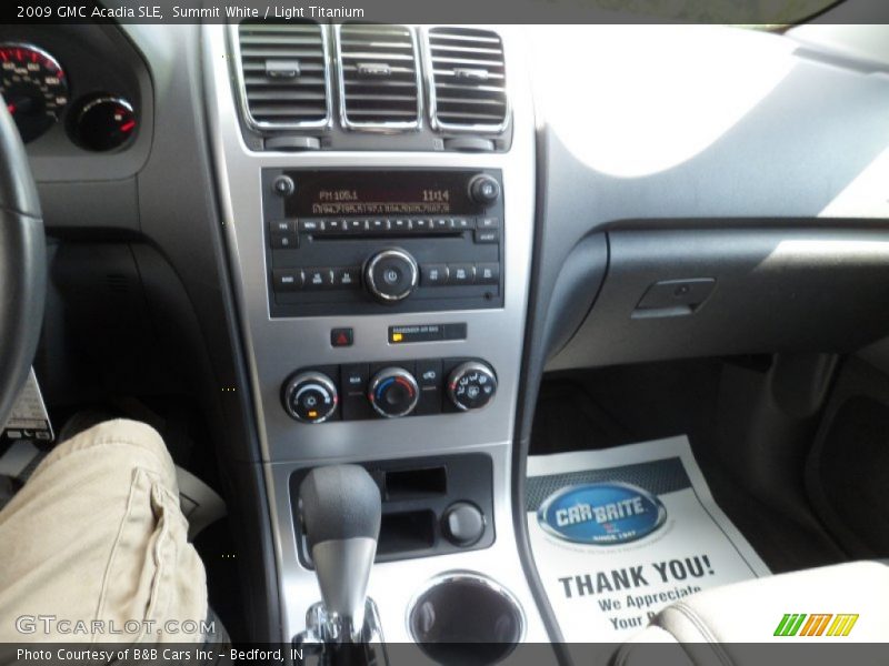Summit White / Light Titanium 2009 GMC Acadia SLE