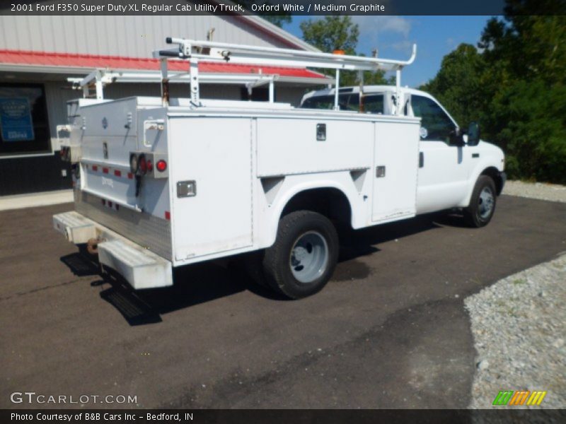 Oxford White / Medium Graphite 2001 Ford F350 Super Duty XL Regular Cab Utility Truck