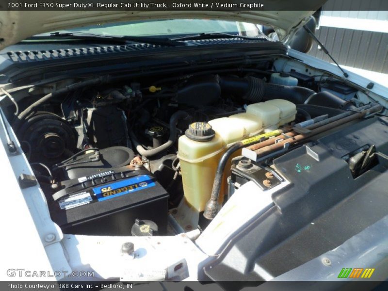 Oxford White / Medium Graphite 2001 Ford F350 Super Duty XL Regular Cab Utility Truck