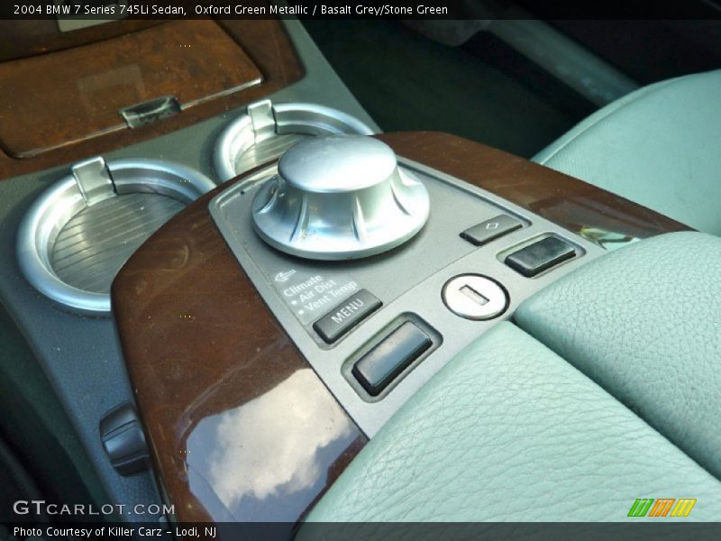 Controls of 2004 7 Series 745Li Sedan
