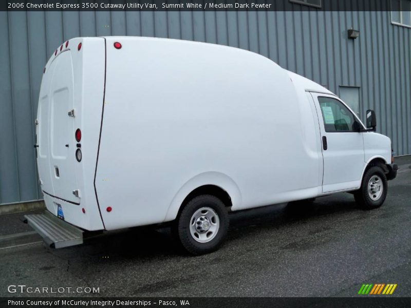 Summit White / Medium Dark Pewter 2006 Chevrolet Express 3500 Cutaway Utility Van