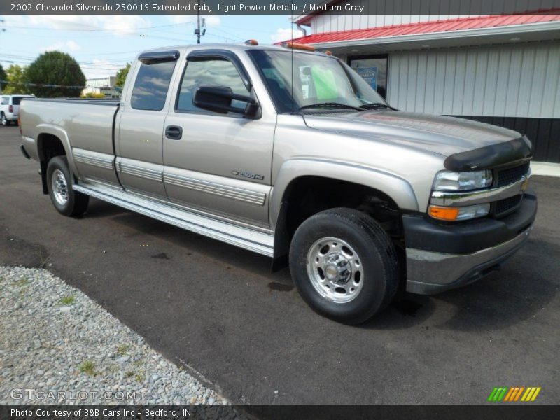 Light Pewter Metallic / Medium Gray 2002 Chevrolet Silverado 2500 LS Extended Cab