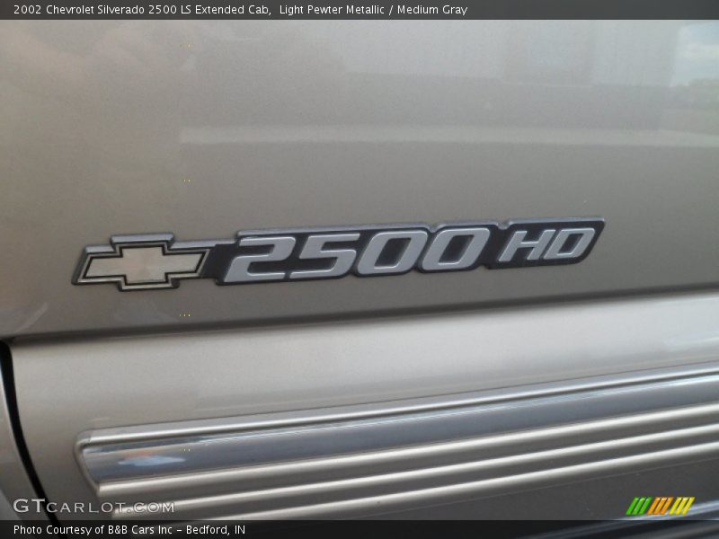 Light Pewter Metallic / Medium Gray 2002 Chevrolet Silverado 2500 LS Extended Cab