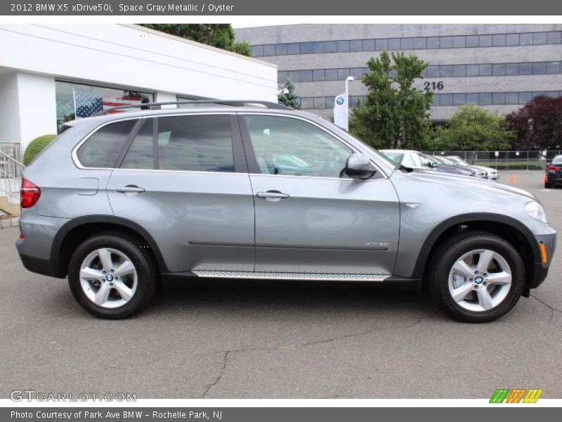 Space Gray Metallic / Oyster 2012 BMW X5 xDrive50i