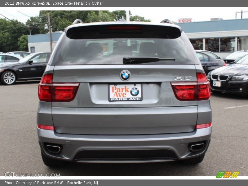 Space Gray Metallic / Oyster 2012 BMW X5 xDrive50i