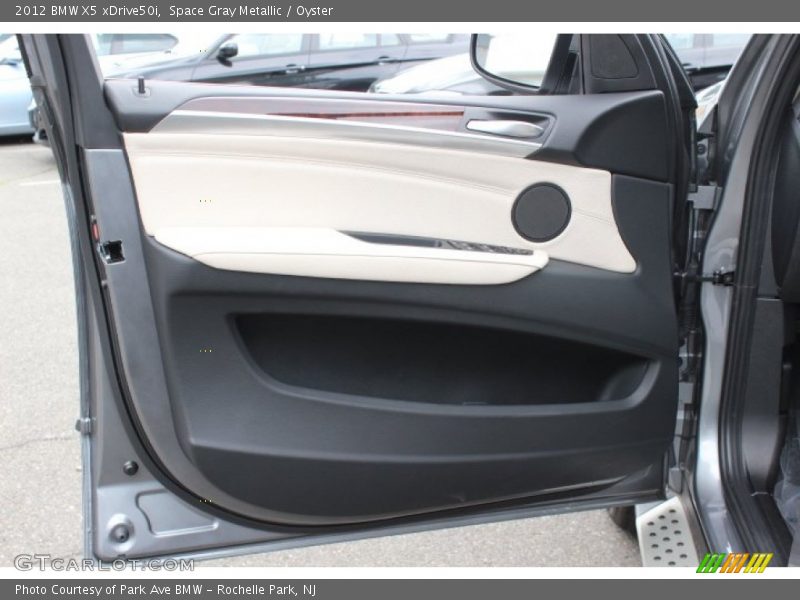 Space Gray Metallic / Oyster 2012 BMW X5 xDrive50i