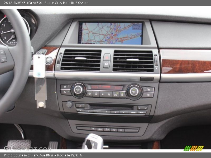 Space Gray Metallic / Oyster 2012 BMW X5 xDrive50i