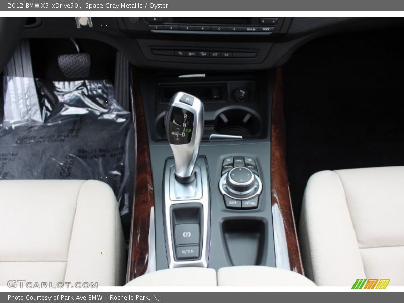 Space Gray Metallic / Oyster 2012 BMW X5 xDrive50i