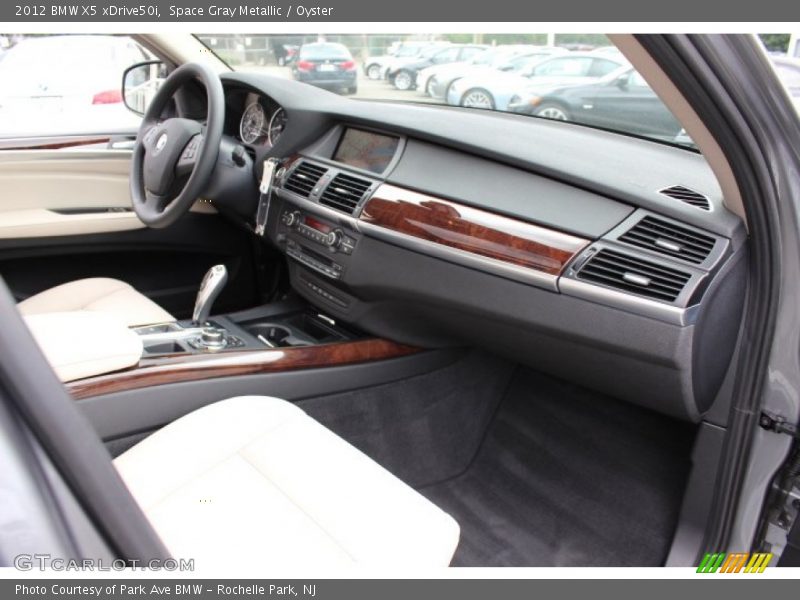 Space Gray Metallic / Oyster 2012 BMW X5 xDrive50i