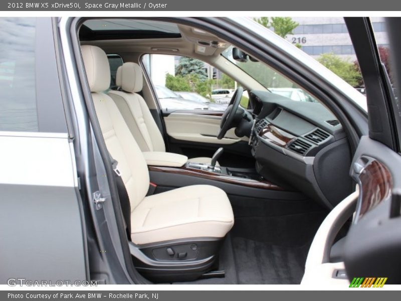 Space Gray Metallic / Oyster 2012 BMW X5 xDrive50i