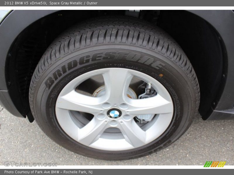 Space Gray Metallic / Oyster 2012 BMW X5 xDrive50i