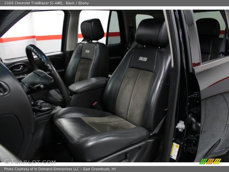 Front Seat of 2006 TrailBlazer SS AWD