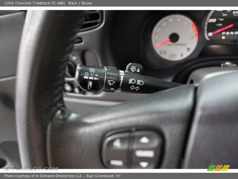 Controls of 2006 TrailBlazer SS AWD