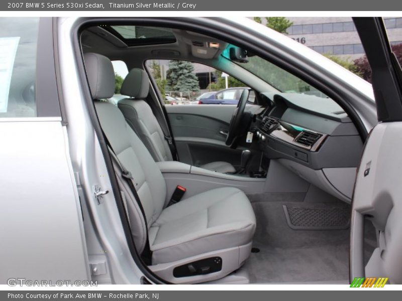 Titanium Silver Metallic / Grey 2007 BMW 5 Series 530xi Sedan