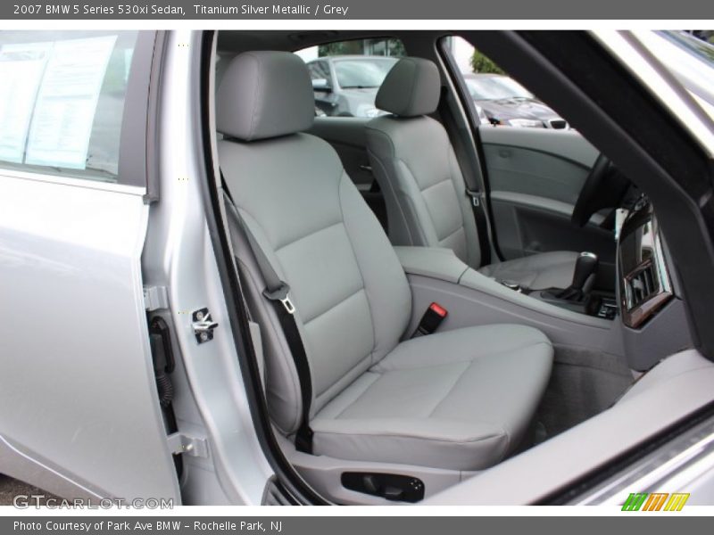 Titanium Silver Metallic / Grey 2007 BMW 5 Series 530xi Sedan