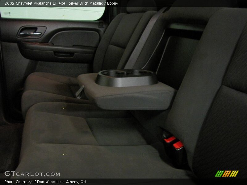 Silver Birch Metallic / Ebony 2009 Chevrolet Avalanche LT 4x4